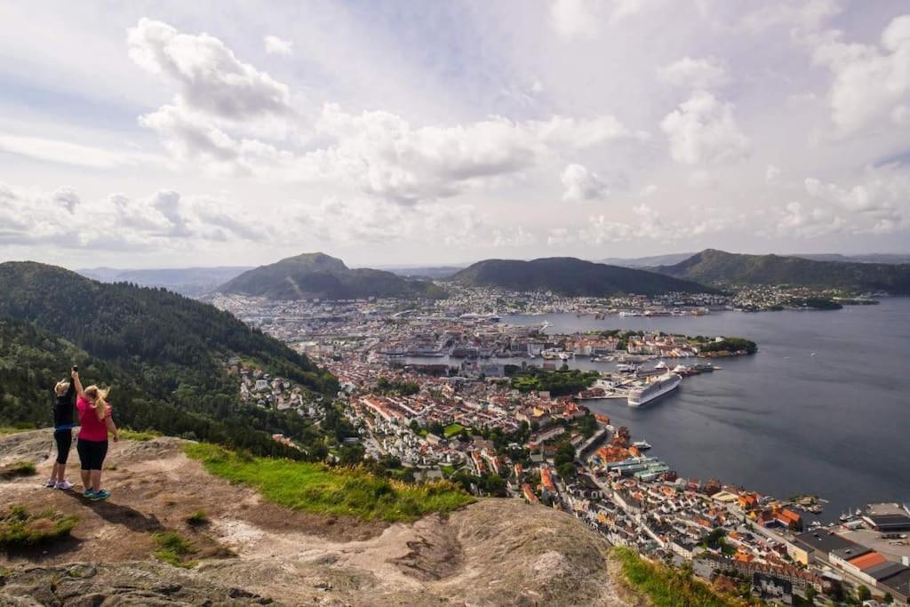 Kong Oscars Gate 28 - 303 Lejlighed Bergen Eksteriør billede